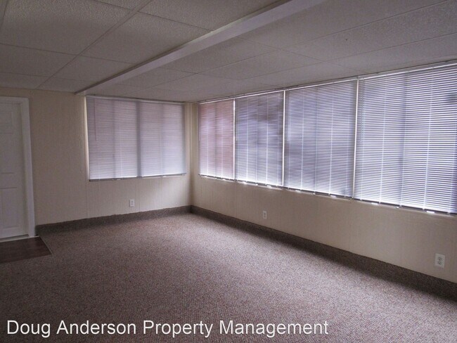 Building Photo - 3 br, 2 bath House - ***1109 WEST AVENUE J-9
