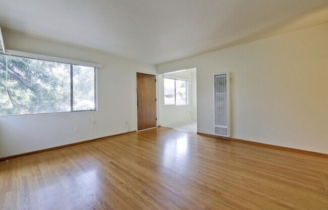 Foto del edificio - 536 Hawthorne Ave
