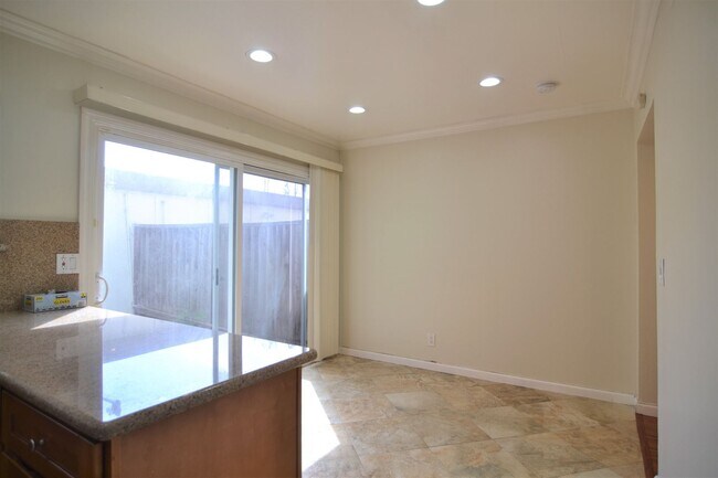 Building Photo - 4264 Las Feliz Court, Union City, CA 94587
