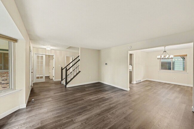 Foto del edificio - 7980 S Harrison Cir
