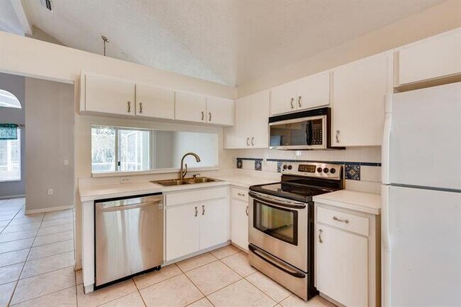 Building Photo - 1225 Timber Trace Dr