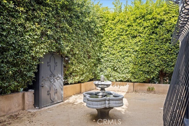 Foto principal - 1118 S Highland Ave