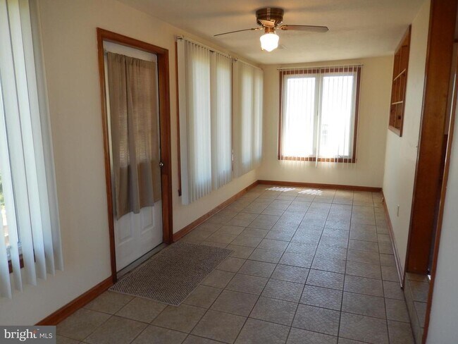 Foto del edificio - 16226 Little Ferry Rd