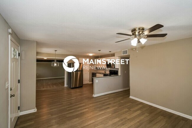 Foto del edificio - 3 Bedroom Pet-Friendly Home in ORANGE PARK...