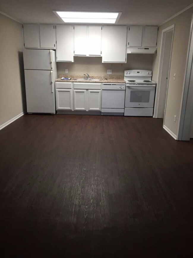 Foto del edificio - Waterbury Apartment Community