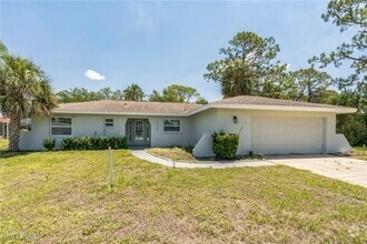Building Photo - 13724 River Forest Dr