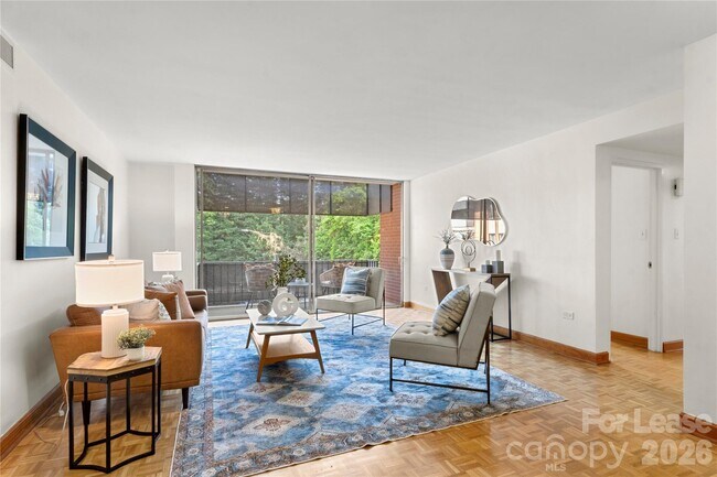 Foto del edificio - 1300 Queens Rd