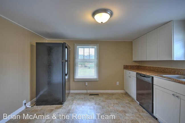 Foto del edificio - 2 br, 1 bath House - 109 Chapel Street