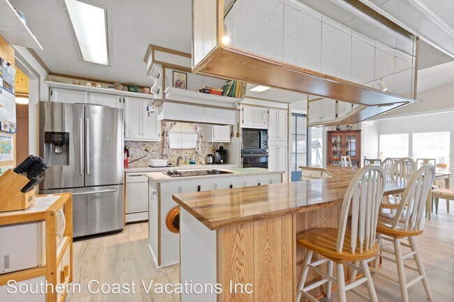 Building Photo - 4 br, 4 bath House - 1821 Sanddollar Drive...