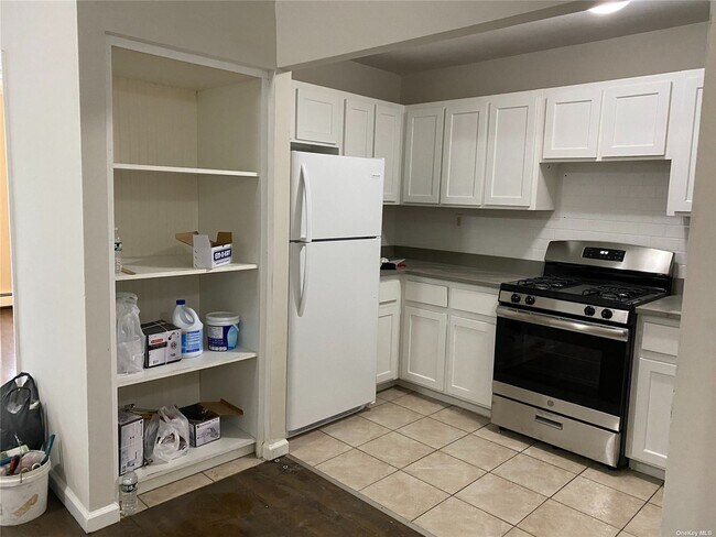 Foto del edificio - 39-18 108th St