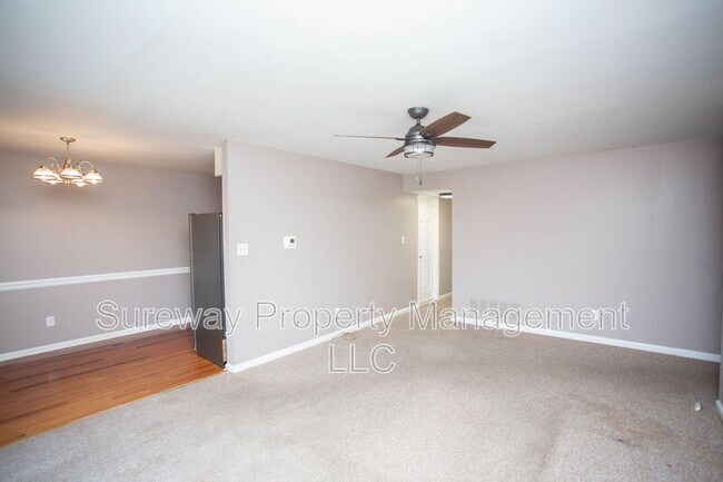 Building Photo - 702 Winding Way
