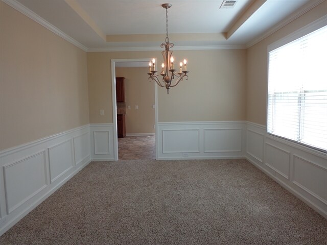 Building Photo - 850 Stonehaven Road