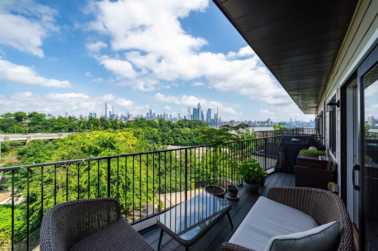 Foto principal - 84 Hackensack Plank Rd