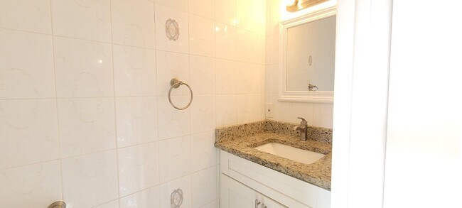Foto del edificio - 3684 Pinehurst Dr