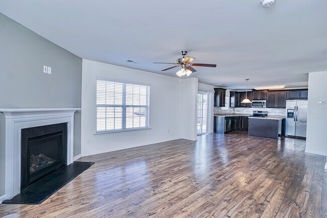 Building Photo - 102 Prairie Wolf Run