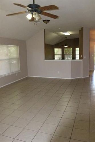 Building Photo - 715 Spring Brook Ln