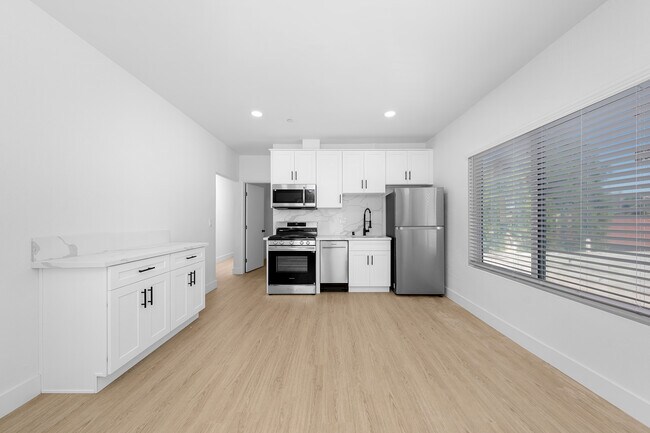 Foto del edificio - 402 Arbor Dr