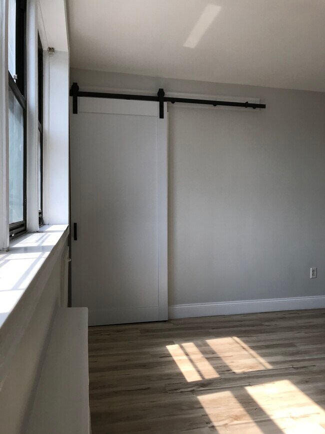 Foto del edificio - 3730 73rd St