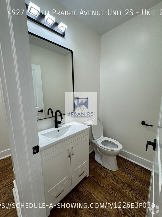 Building Photo - 4927 S Prairie Ave