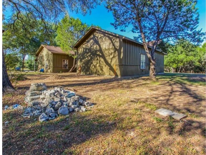 Side View - 700 Oak Grove Loop
