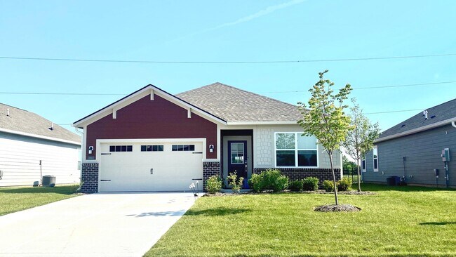 Building Photo - 6511 Magnolia Dr