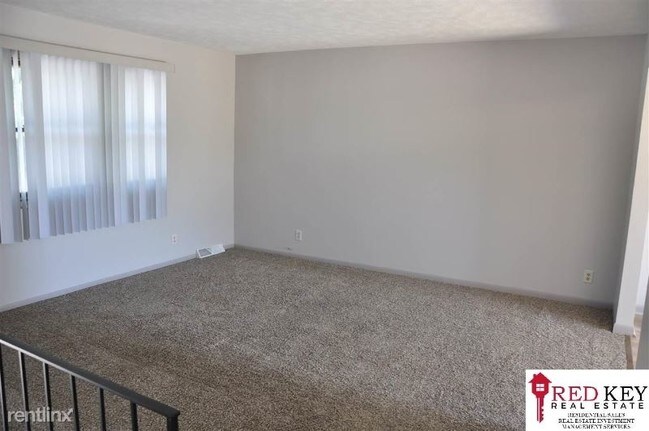 Building Photo - 4 br, 3 bath House - 4821 Aspen Dr
