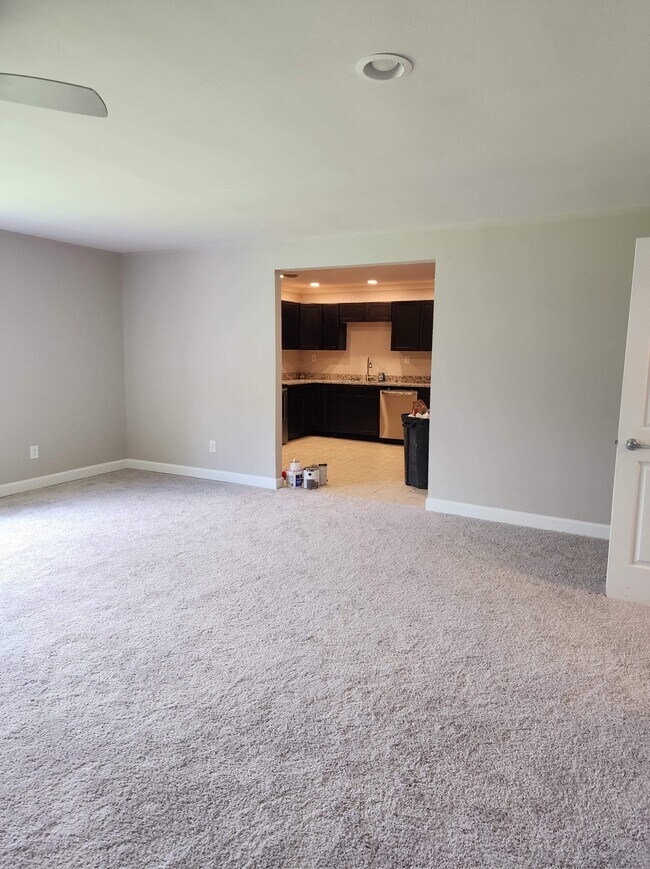 Building Photo - 4617 OH-204