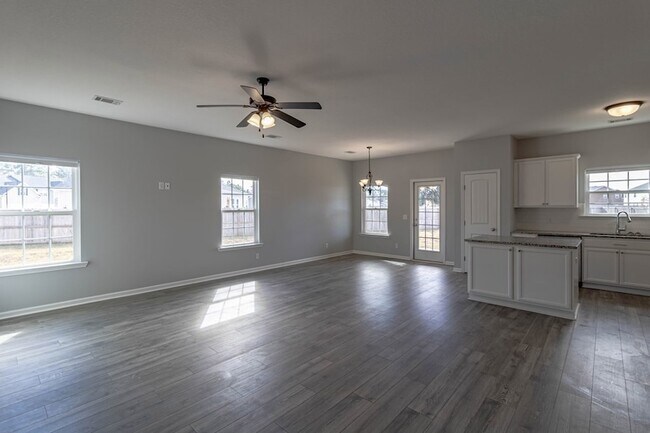 Building Photo - 377 Bobwhite Trail