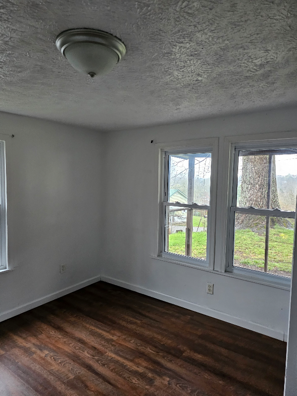 Building Photo - 414 N 11th St