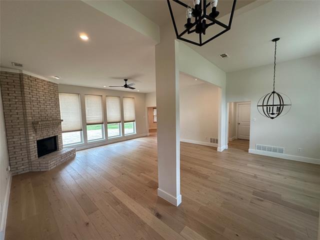 Building Photo - 624 Dove Hill Cir