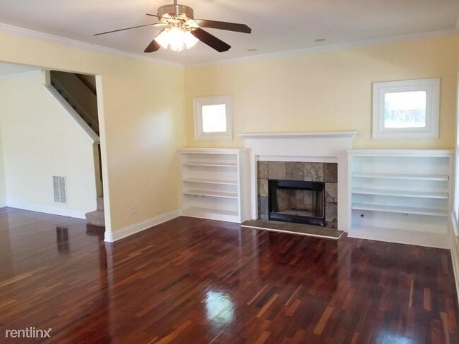 Building Photo - 3 br, 2.5 bath House - 1223 Wylie St