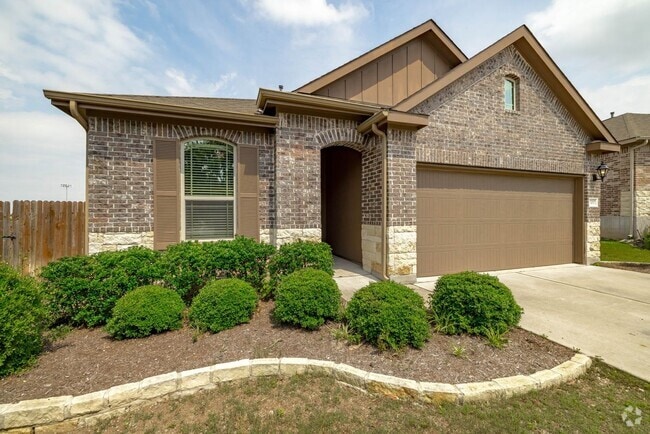 Building Photo - 1300 Camino Ct
