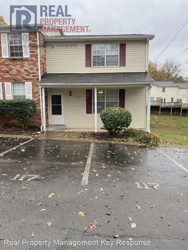 Foto del edificio - 2 br, 1.5 bath House - 117 Five Oaks Drive
