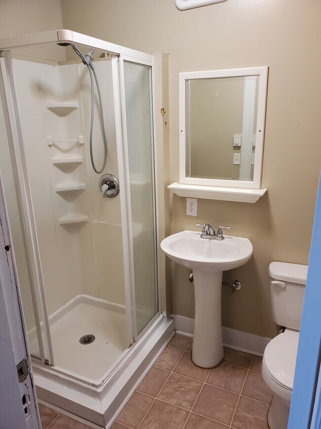 Bathroom - 105 Elm St N