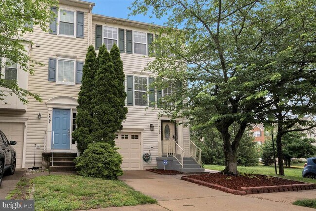 Building Photo - 44206 Tippecanoe Terrace