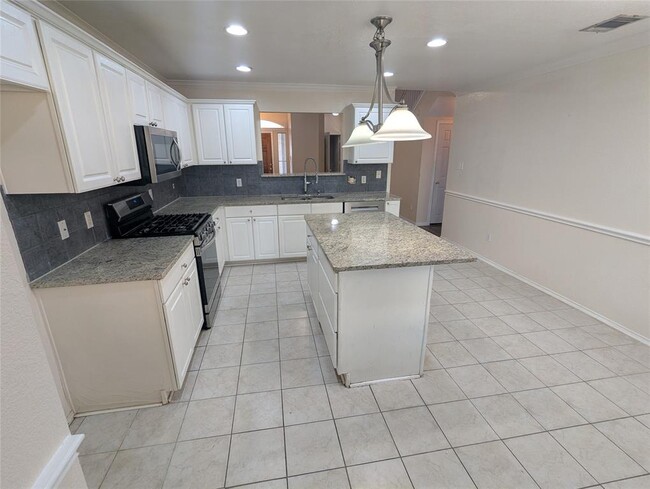 Foto del edificio - 1016 Stacia's Way