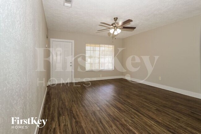 Building Photo - 22123 SW 62nd Ct