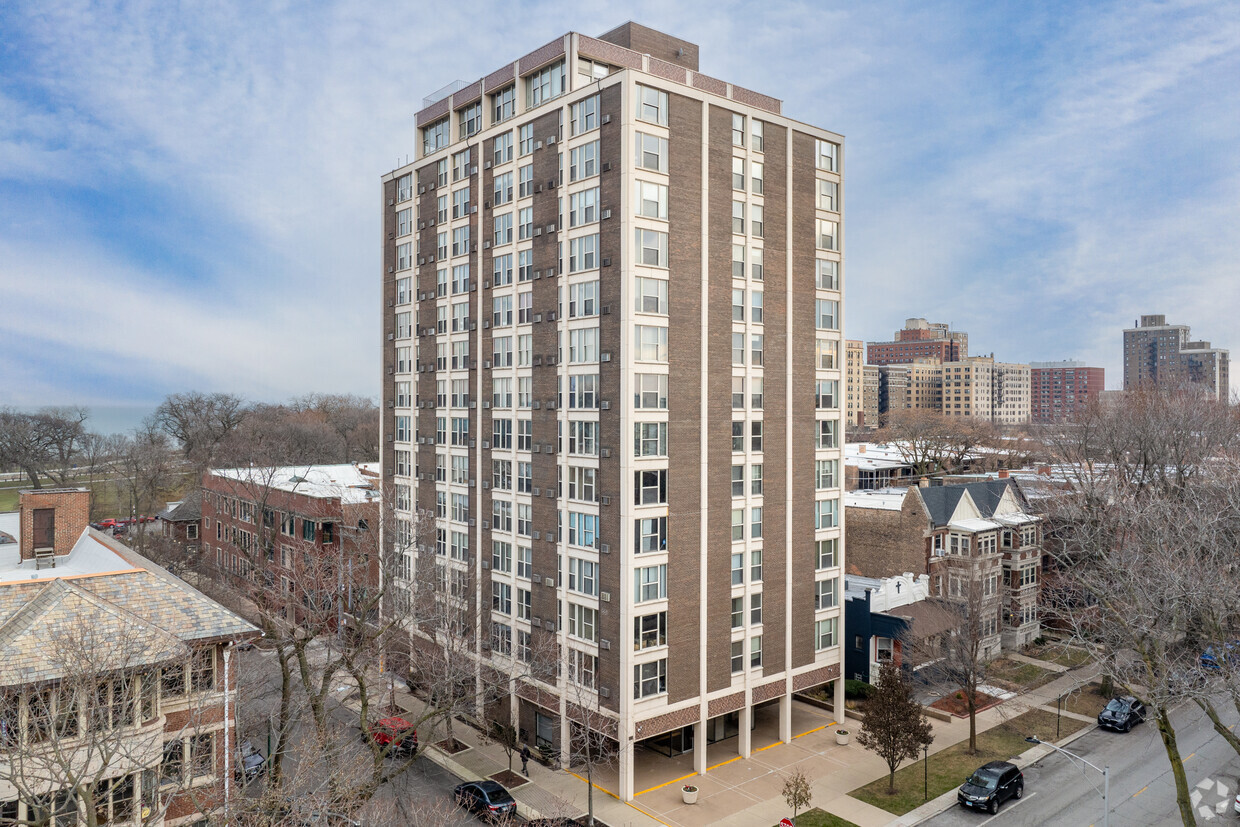 5401 S Hyde Park Blvd - Hyde Park Condominium