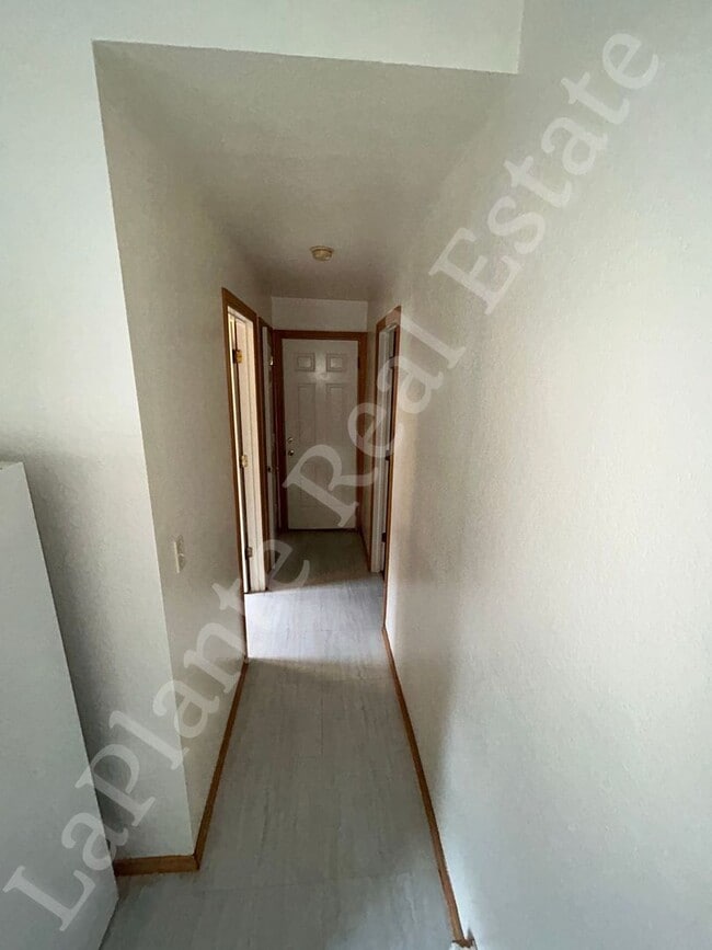 Building Photo - 4105 Walker Ave