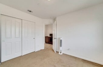Building Photo - 13721 Santa Lucia Dr