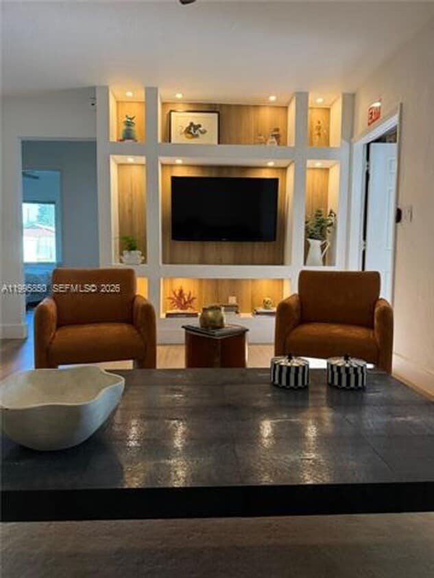 Photo - 11201 NE 10th Ave # 11201 (A11995850)