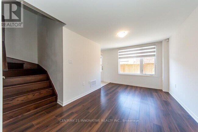 Photo du bâtiment - 1448 Coral Spgs Path