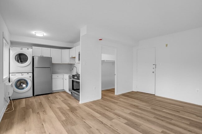 Foxhall Terrace - Foxhall Terrace Apartments