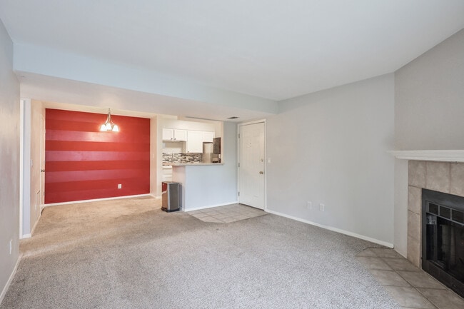 Building Photo - 4682 White Rock Cir