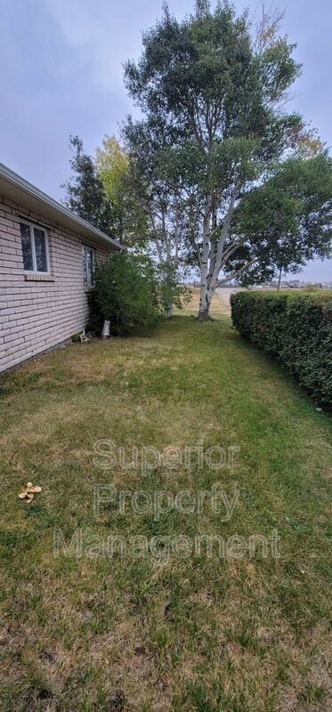 Building Photo - 7014 Ridge Rd