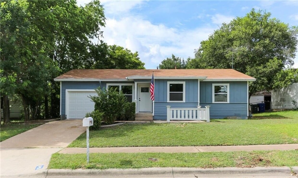 3-bedroom 1-bathroom house! Housing accep... - 3-bedroom 1-bathroom house!  Housing accep...