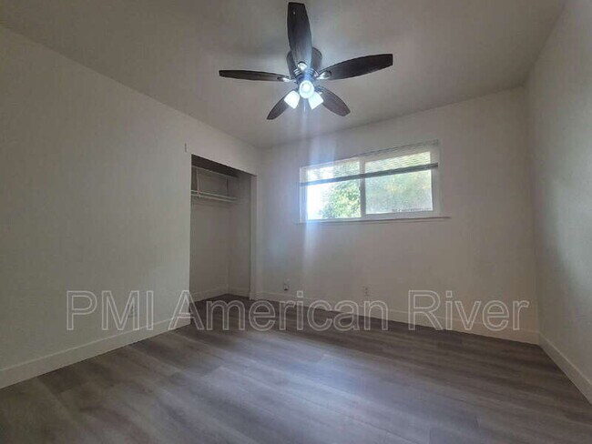 Foto del edificio - 4040 Vosburg St