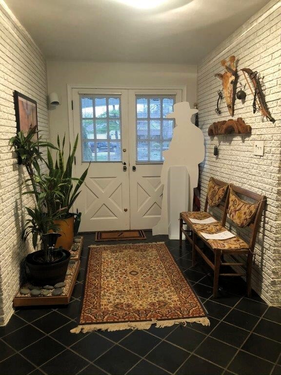 Foto del edificio - 23225 Laurel Valley St
