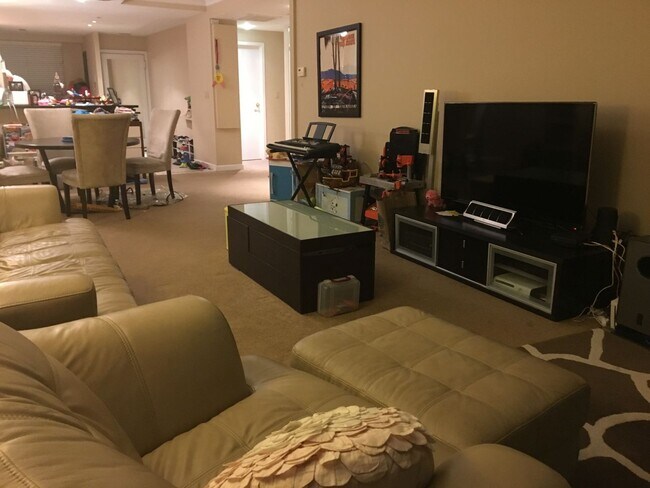 Foto del edificio - 2 Bedroom Condo in Norwalk