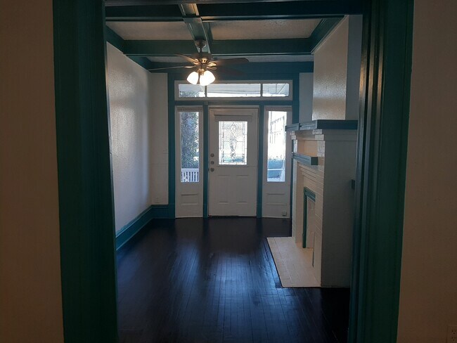 Building Photo - 4710 Reiger Ave